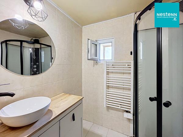 Maison de ville en triplex à Sury-Le-Comtal avec garage !