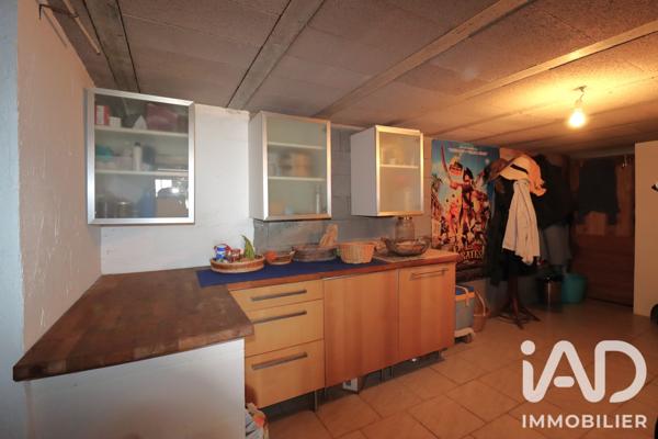 Maison à vendre 9 pièces 188,92 m² Neuvic
