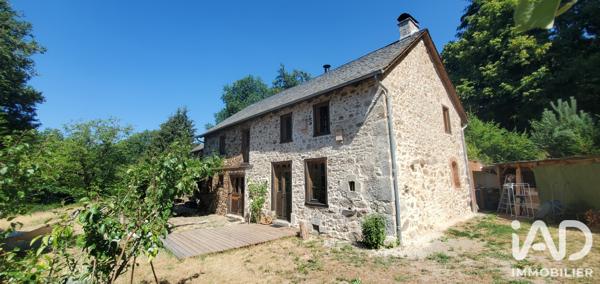 Maison à vendre 9 pièces 188,92 m² Neuvic