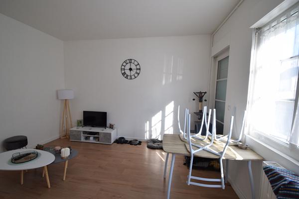 Immeuble sur Le Lude