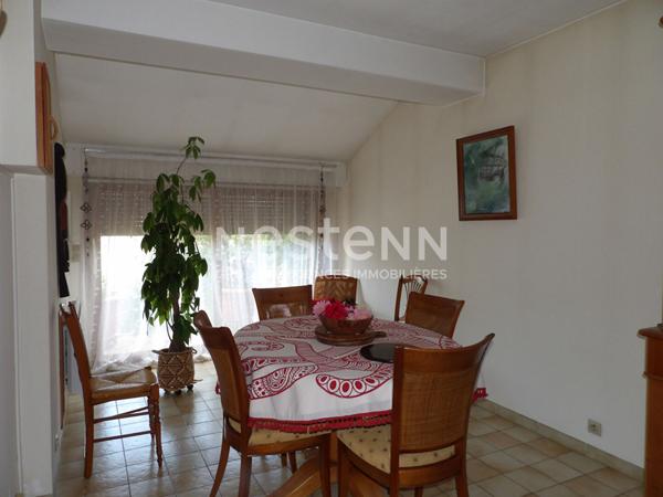 A VENDRE A LA FLECHE Pavillon de plain-pied proche écoles et commerces