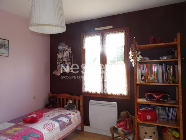 A VENDRE A LA FLECHE Pavillon de plain-pied proche écoles et commerces