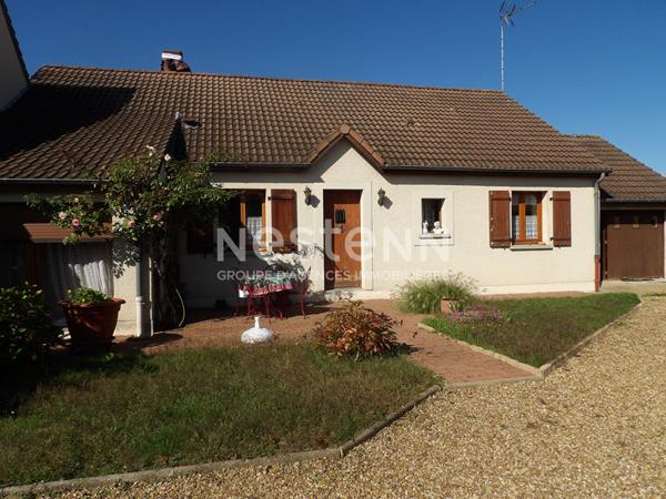 A VENDRE A LA FLECHE Pavillon de plain-pied proche écoles et commerces