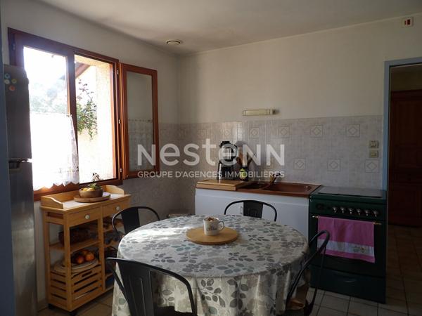 A VENDRE A LA FLECHE Pavillon de plain-pied proche écoles et commerces