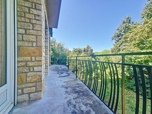 Villa  7 pièce(s) 150 m2