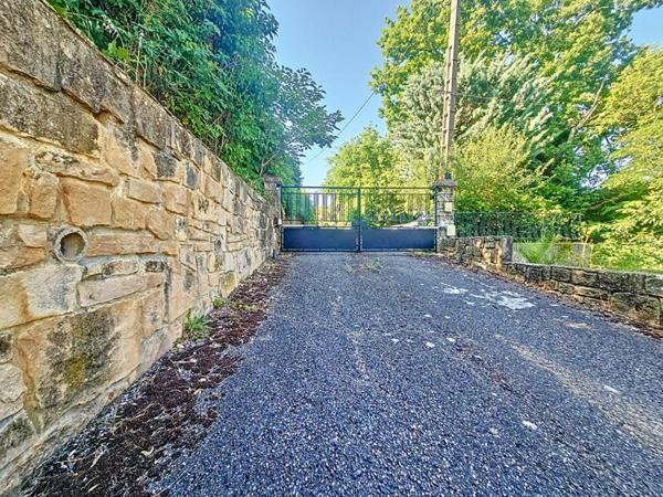 Villa  7 pièce(s) 150 m2