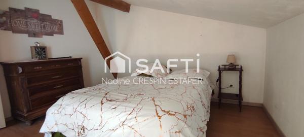 Montaigu-de-Quercy Propriété composée d'une maison et 2 gîtes attenants – Terrain de +8 000 m² avec piscine et cours d'eau