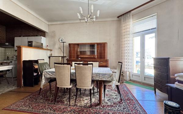 Maison à vendre    8 pièces •  Algrange