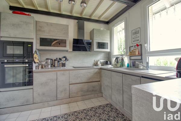 Maison 6 pièces de 190 m² à Saint-Gratien (95210)