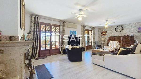 Maison 130 m2  4 pièces avec piscine et terrasses