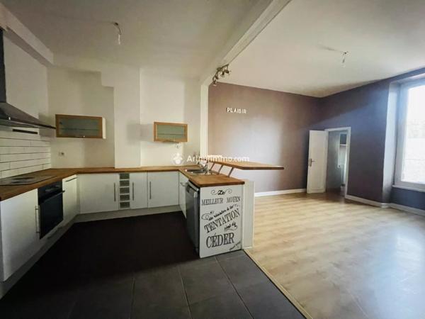 Location Appartement 4 pièces 114 m2 à Millau