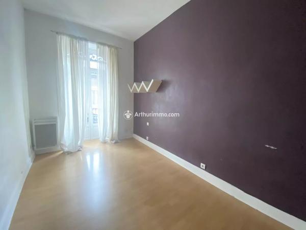 Location Appartement 4 pièces 114 m2 à Millau