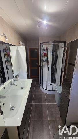 Maison à vendre 5 pièces 90 m² Saint-Valérien