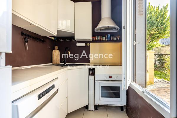 Appartement à VINCENNES, 94300 - 2 pièces 38m²
