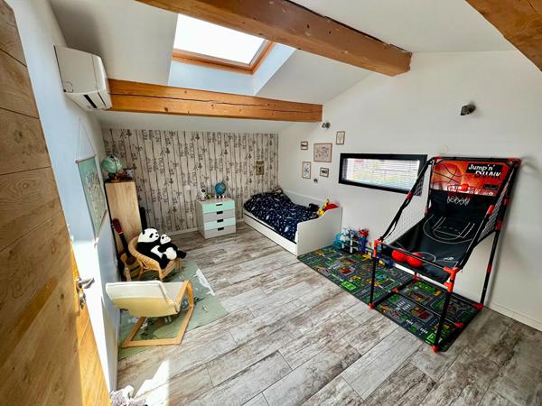 Maison Poussan 5 pièce(s) 136 m2 + piscine+ jardin+ garage