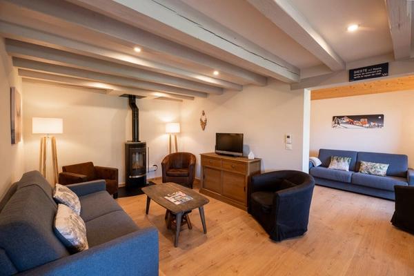 Haute Savoie (74), à vendre SAMOENS - Domaine skiable Grand Massif - Appartement T4 93 m²