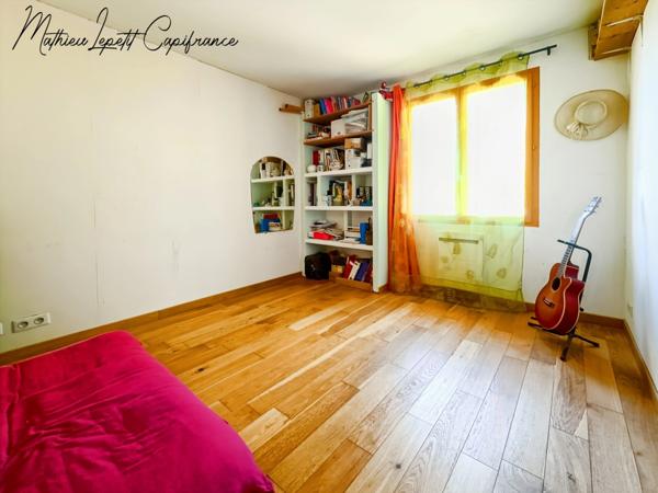 Maison à vendre 5 pièces BASSILLAC ET AUBEROCHE (24) garage, terrain 1952 M².