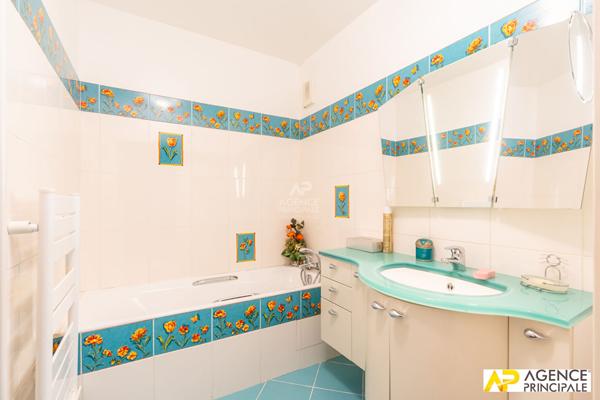 Appartement Maisons-laffitte 6 pièce(s) 144 m2 - ascenseur - terrasse 1 260 000 € **  - Référence  12917