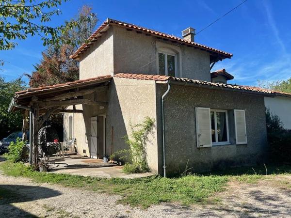 Maison à louer 650 € CC Eygurande-et-Gardedeuil 3 p 69 m² DPE D