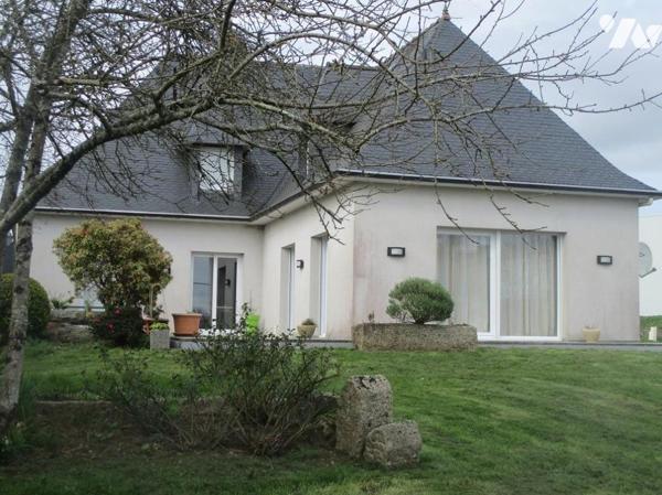 grande maison : Centre CARHAIX