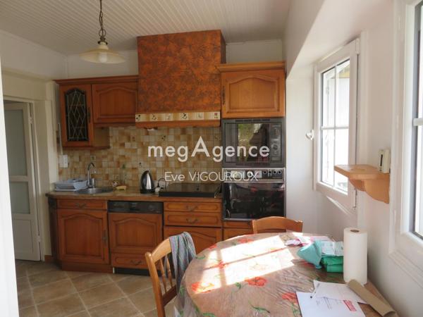 Maison à SILLE-LE-GUILLAUME, 72140 - 6 pièces 151m²