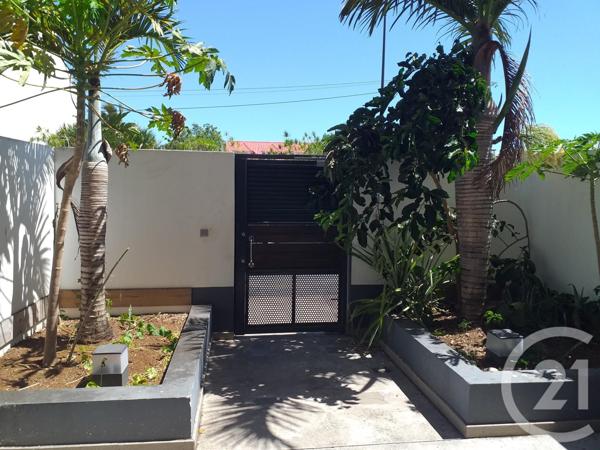 Appartement F1 à vendre  1 pièce - 27,72 m2 ST DENIS - 974