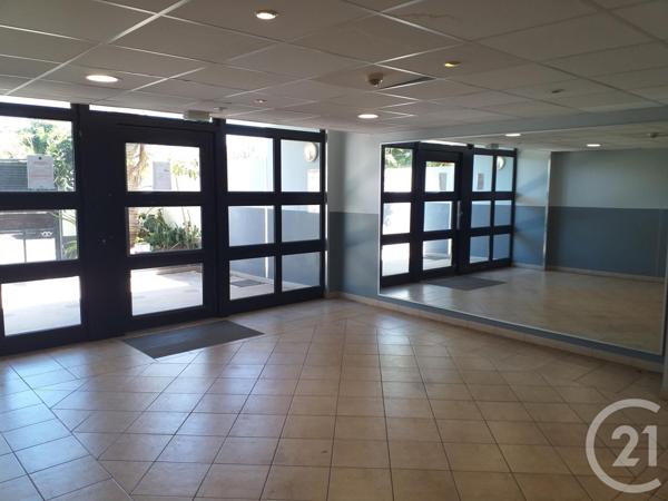 Appartement F1 à vendre  1 pièce - 27,72 m2 ST DENIS - 974