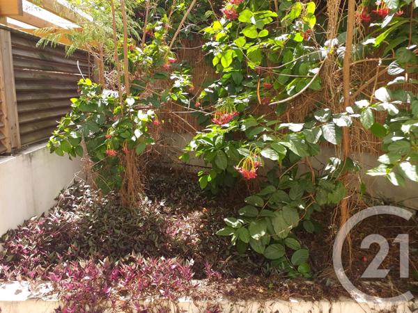 Appartement F1 à vendre  1 pièce - 27,72 m2 ST DENIS - 974