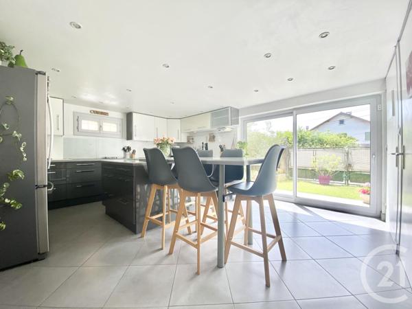 Maison à vendre  9 pièces - 199,36 m2 LES ABRETS EN DAUPHINE - 38