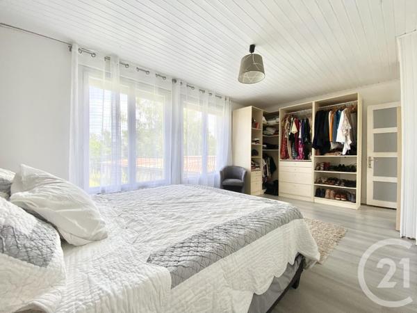 Maison à vendre  9 pièces - 199,36 m2 LES ABRETS EN DAUPHINE - 38