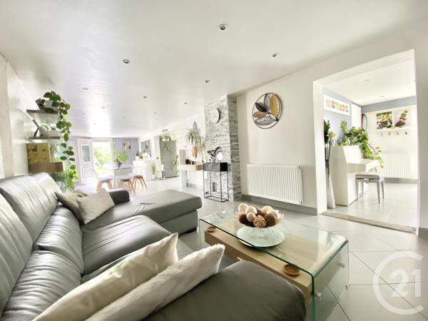 Maison à vendre  9 pièces - 199,36 m2 LES ABRETS EN DAUPHINE - 38