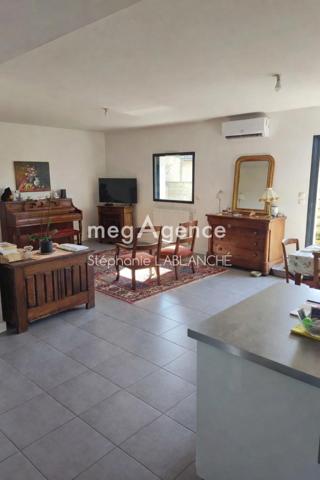 Immeuble à CASTELGINEST, 31780 - 350m²