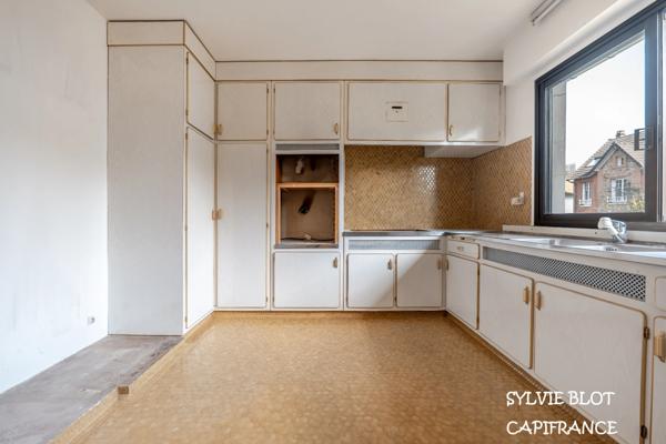 Maison individuelle F5 - Terrain 640 m² - Dépendance.