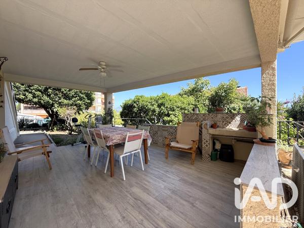 Maison à vendre 5 pièces 181 m² Saint-Laurent-du-Var