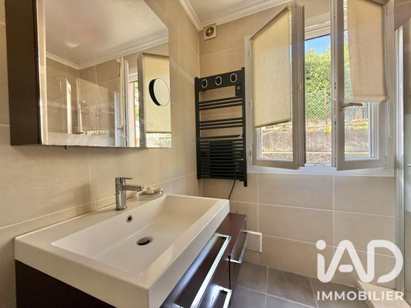 Maison à vendre 5 pièces 181 m² Saint-Laurent-du-Var