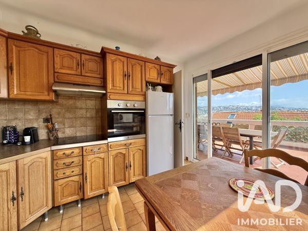 Maison à vendre 5 pièces 181 m² Saint-Laurent-du-Var