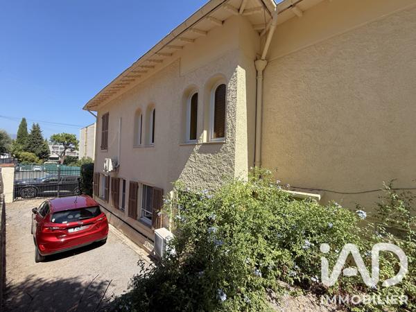 Maison à vendre 5 pièces 181 m² Saint-Laurent-du-Var