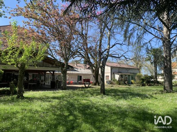 Hôtel-restaurant à vendre 400 m² Saint-Aigulin