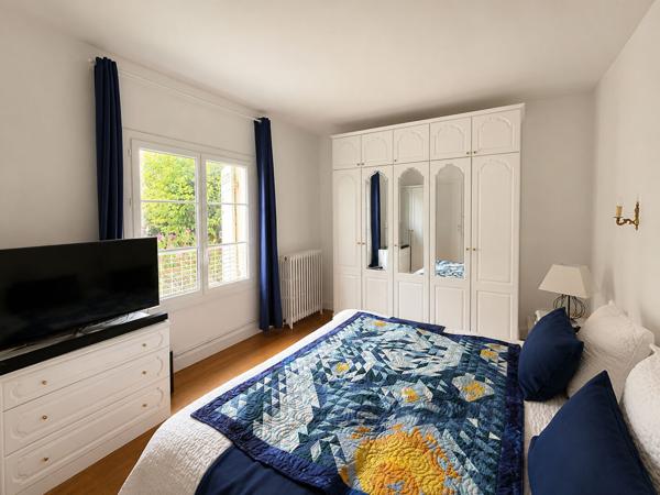 Maison 9 pièces à vendre à Bordeaux - Saint Genes
