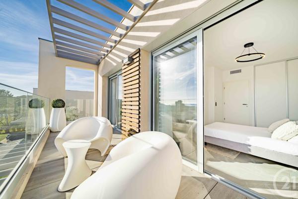 Maison à vendre  5 pièces - 144,24 m2 ANTIBES - 06