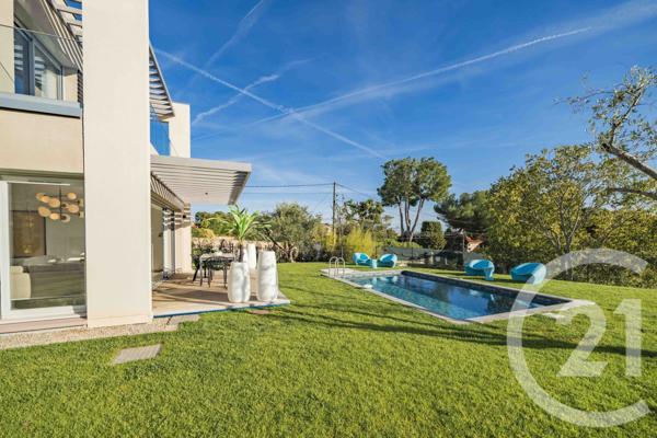 Maison à vendre  5 pièces - 144,24 m2 ANTIBES - 06
