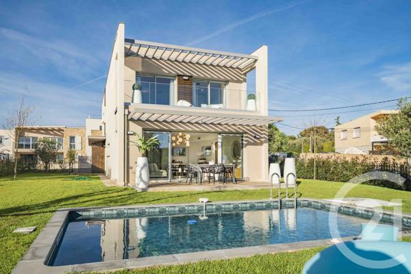 Maison à vendre  5 pièces - 144,24 m2 ANTIBES - 06