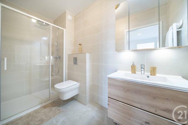 Maison à vendre  5 pièces - 144,24 m2 ANTIBES - 06