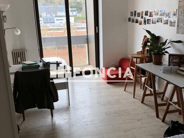 Location Appartement 2 pièces 32.37 m² - 37 AVENUE DE LA LIBERATION Saint Etienne 42100