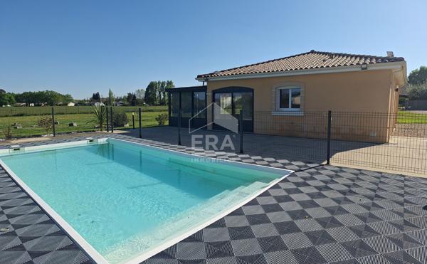 Maison individuelle avec piscine et garage à Montpon Ménestérol.
