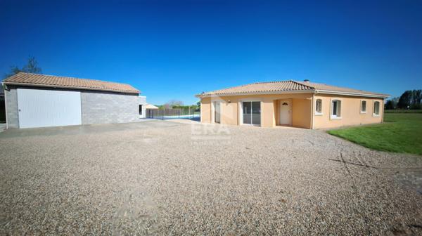 Maison individuelle avec piscine et garage à Montpon Ménestérol.