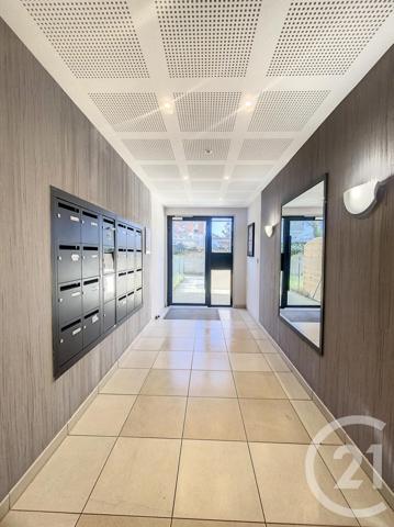 Appartement F2 à vendre  2 pièces - 41,81 m2 ST FARGEAU PONTHIERRY - 77