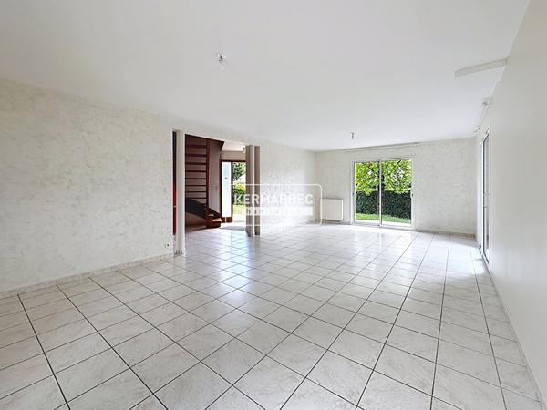 Maison 7 pièces – 140 m² environ à Saint-Grégoire (ref : 40690)