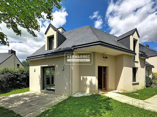 Maison 7 pièces – 140 m² environ à Saint-Grégoire (ref : 40690)