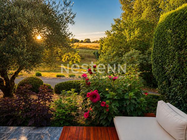 Rare à Pont l'Abbé d'Arnoult et à 15 min Sud Rochefort : Maison 3 chambres, garages et jardin